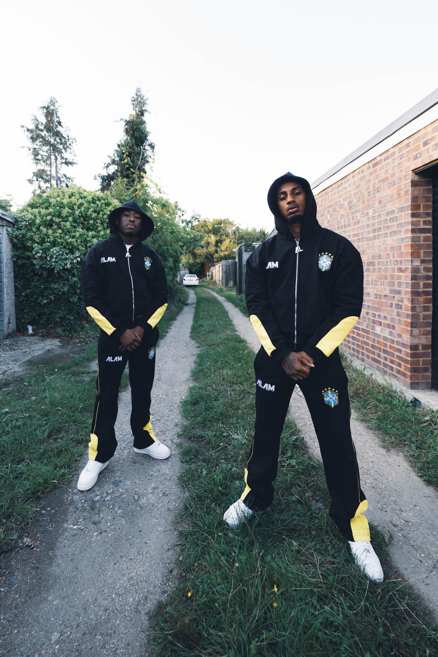 ALAM BRAZIL ZIP UP HOODIE BLACK