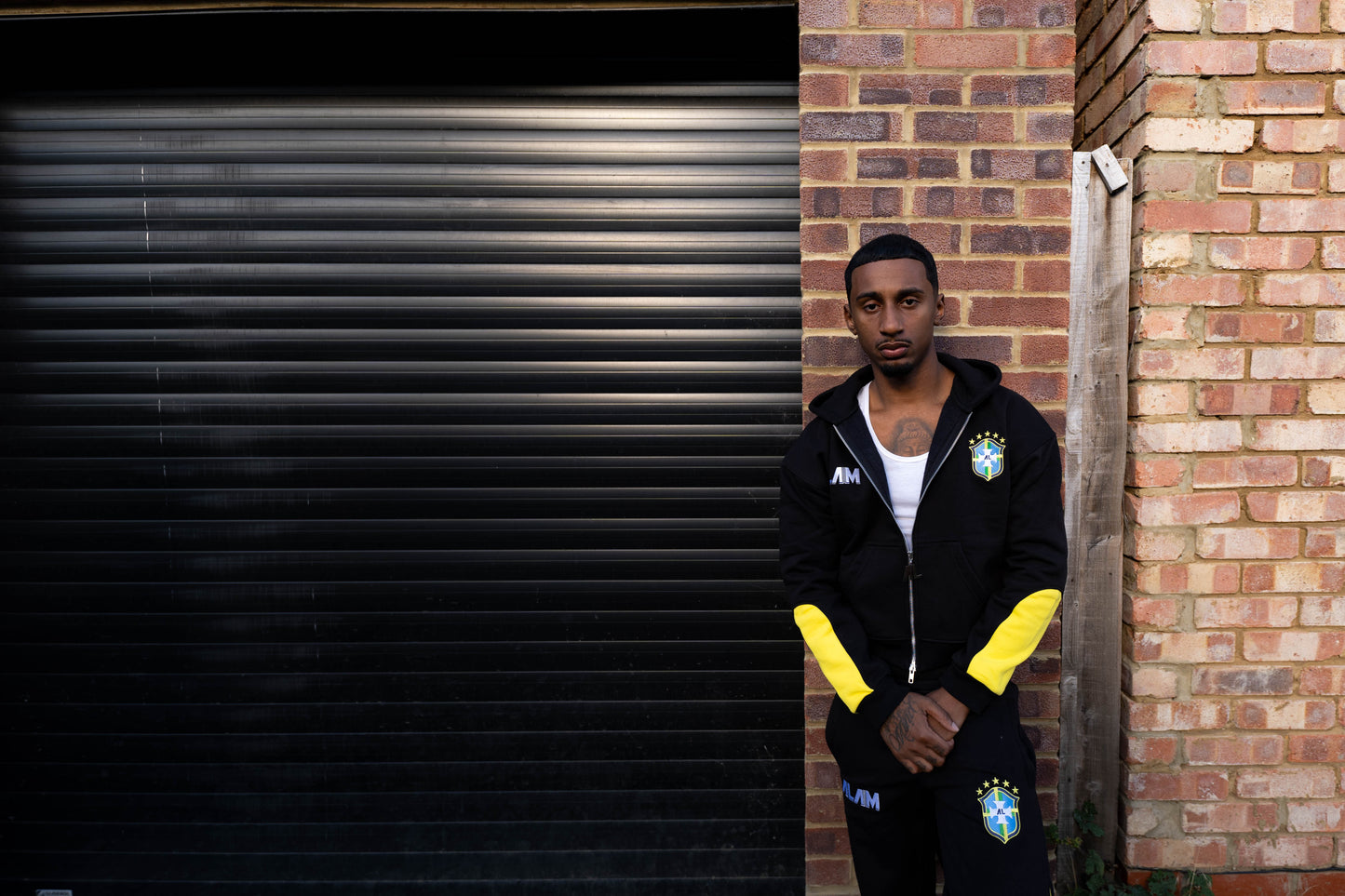 ALAM BRAZIL ZIP UP HOODIE BLACK
